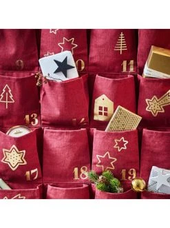 Coupon 🧨 Weihnachten Butlers Adventskalender Tassel L 123 X B 71cm SANTA IS COMING In Rot-Gold Günstig Kaufen 🌟 -Butlers Geschaft butlers adventskalender tassel l 123 x b 71cm santa is coming in rot gold 5