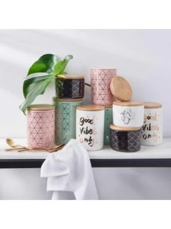 Budget ✔️ Küche Butlers Aufbewahrungsdose Kaktus 400ml QUEEN IT In Weiß Günstig Kaufen ⭐ -Butlers Geschaft butlers aufbewahrungsdose kaktus 400ml queen it in weiss 3