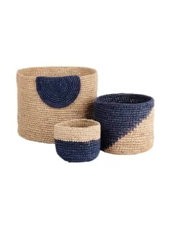 Aktion 👍 Dekoration Butlers Korb Handgefertigt Aus Raffia Ø20cm ISALO In Natur-Blau Günstig Kaufen 👏 5 Aktion 👍 Dekoration Butlers Korb Handgefertigt Aus Raffia Ø20cm ISALO In Natur-Blau Günstig Kaufen 👏 -Butlers Geschaft butlers korb handgefertigt aus raffia o20cm isalo in natur blau 3