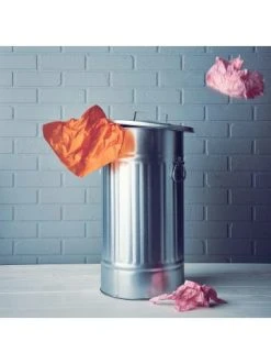 Aktion 🎁 Haushalt Butlers Mülltonne 'Oskar' 40l ZINC In Silber Günstig Kaufen ✨ -Butlers Geschaft butlers mulltonne oskar 40l zinc in silber 3