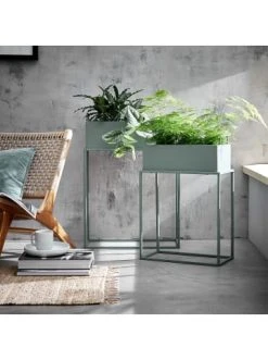 Bestpreis 🛒 Garten & Balkon Butlers Pflanzkasten Mit Gestell B 45 X T 21cm PLANTA In Salbei Günstig Kaufen 🔔 -Butlers Geschaft butlers pflanzkasten mit gestell b 45 x t 21cm planta in salbei 1