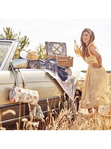 Angebote 🎉 Heimtextilien Butlers Picknickdecke L 175 X B 154cm BETWEEN FLOWERS In Dunkelblau Günstig Kaufen ✔️ 11 Angebote 🎉 Heimtextilien Butlers Picknickdecke L 175 X B 154cm BETWEEN FLOWERS In Dunkelblau Günstig Kaufen ✔️ – Bild 9