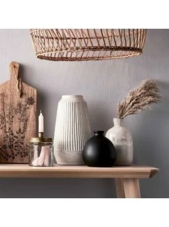 Auslauf 👍 Dekoration Butlers Vase Höhe 32cm FINJA In Weiß Günstig Kaufen ✔️ 6 Auslauf 👍 Dekoration Butlers Vase Höhe 32cm FINJA In Weiß Günstig Kaufen ✔️ -Butlers Geschaft butlers vase hohe 32cm finja in weiss 4